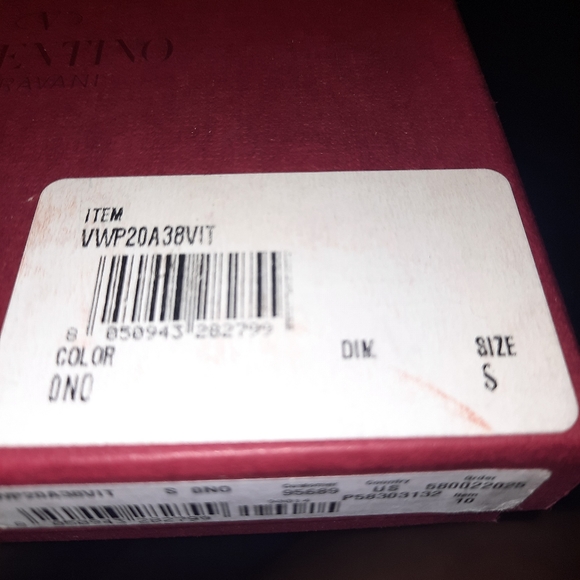 Valentino Pet Collar - Picture 8 of 8